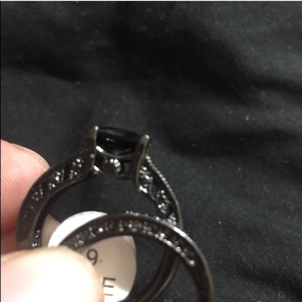 HP💎Black Sapphire 14KT Black Gold Filled Ring Set - Picture 5 of 15